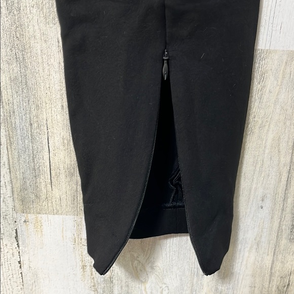 Good American Black Stretch Pants - Picture 4 of 14